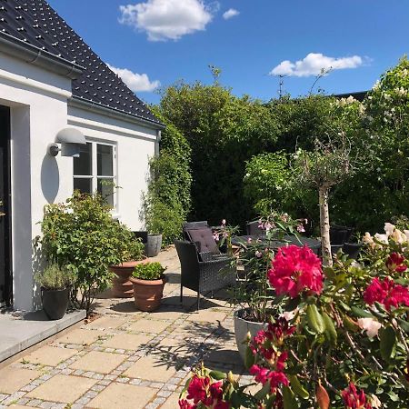 Helts B&B - Helts Guesthouse Herning Extérieur photo